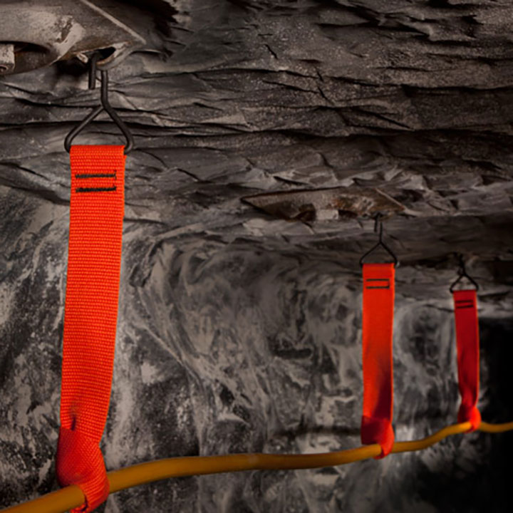 CAB_1B8892_7720-LEAKYFEEDERHANGER-1 LEAKY FEEDER HUX HANGER ACTION